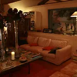 La Maison Sur La Colline