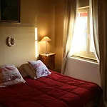 לינה וארוחת בוקר La Maison Sur La Colline קרקסון