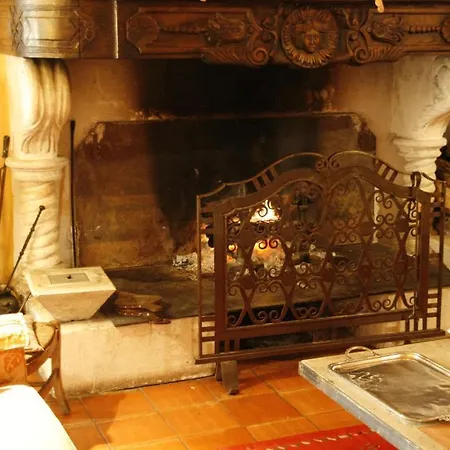 La Maison Sur La Colline Alojamento de Acomodação e Pequeno-almoço *