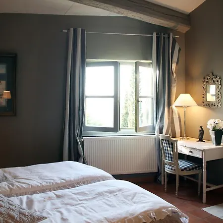 La Maison Sur La Colline 3*