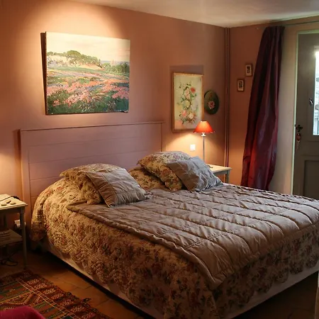 La Maison Sur La Colline Alojamento de Acomodação e Pequeno-almoço *
