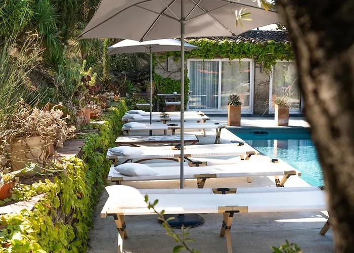 La Maison Sur La Colline Bed & Breakfast