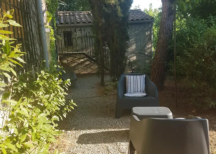 La Maison Sur La Colline 3*