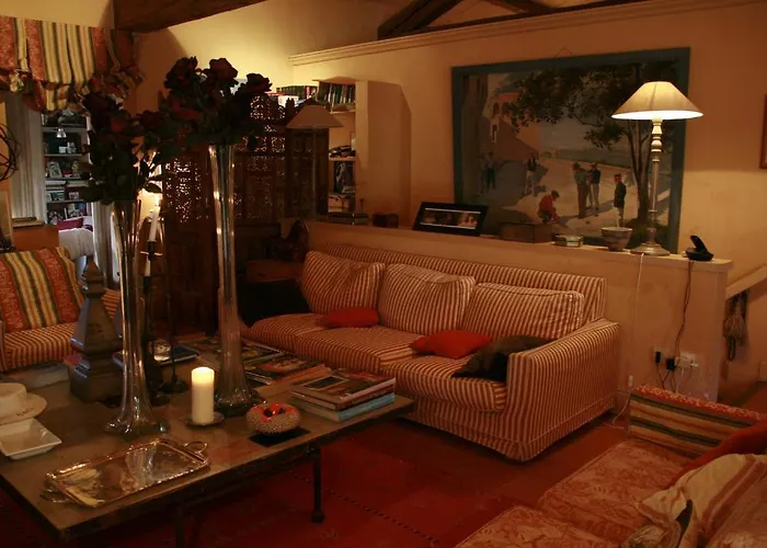 La Maison Sur La Colline